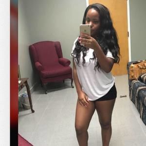 Meet your Posher, Dayzia